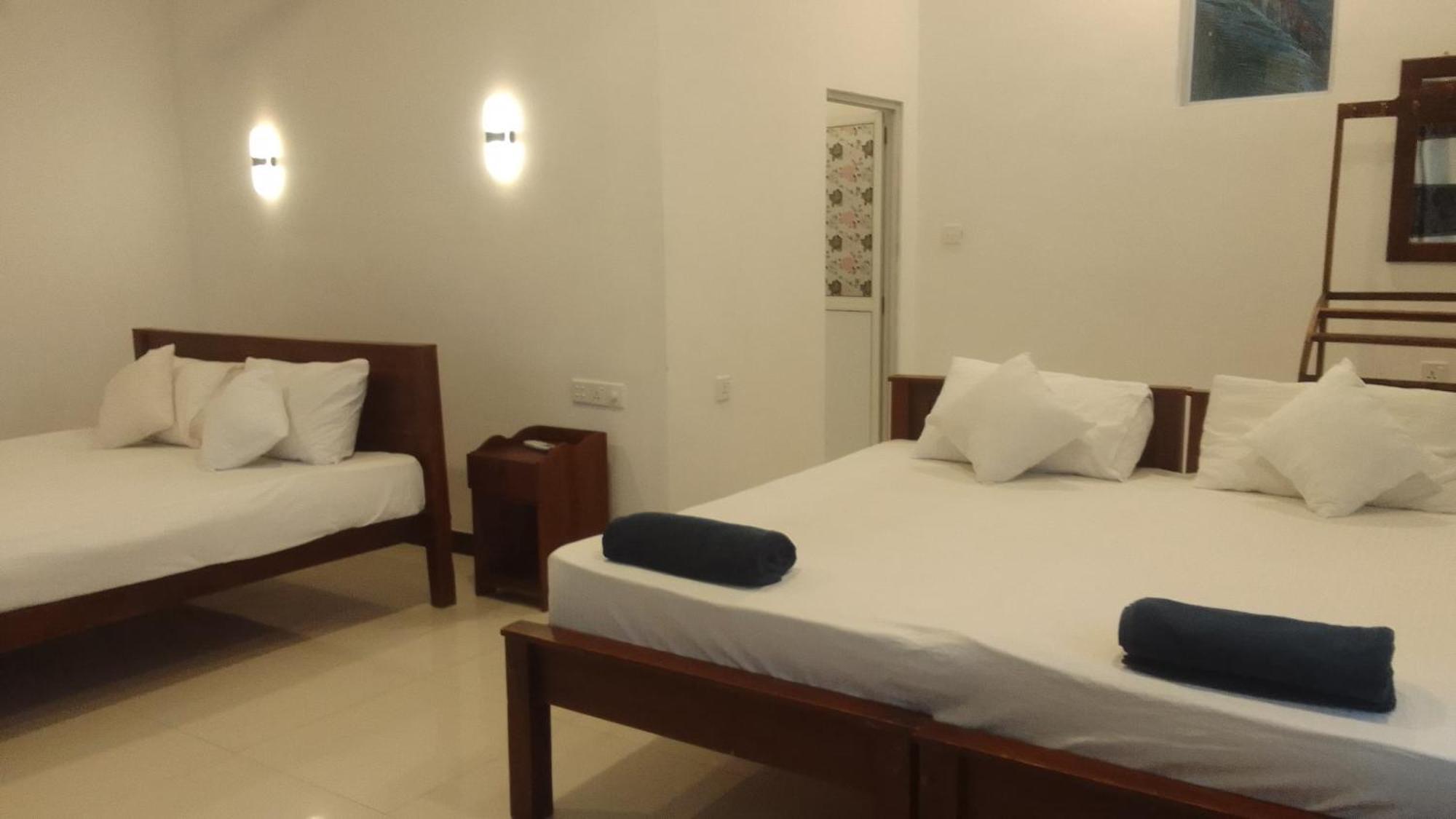 Salty Breeze Arugam Bay Hotel Exterior photo