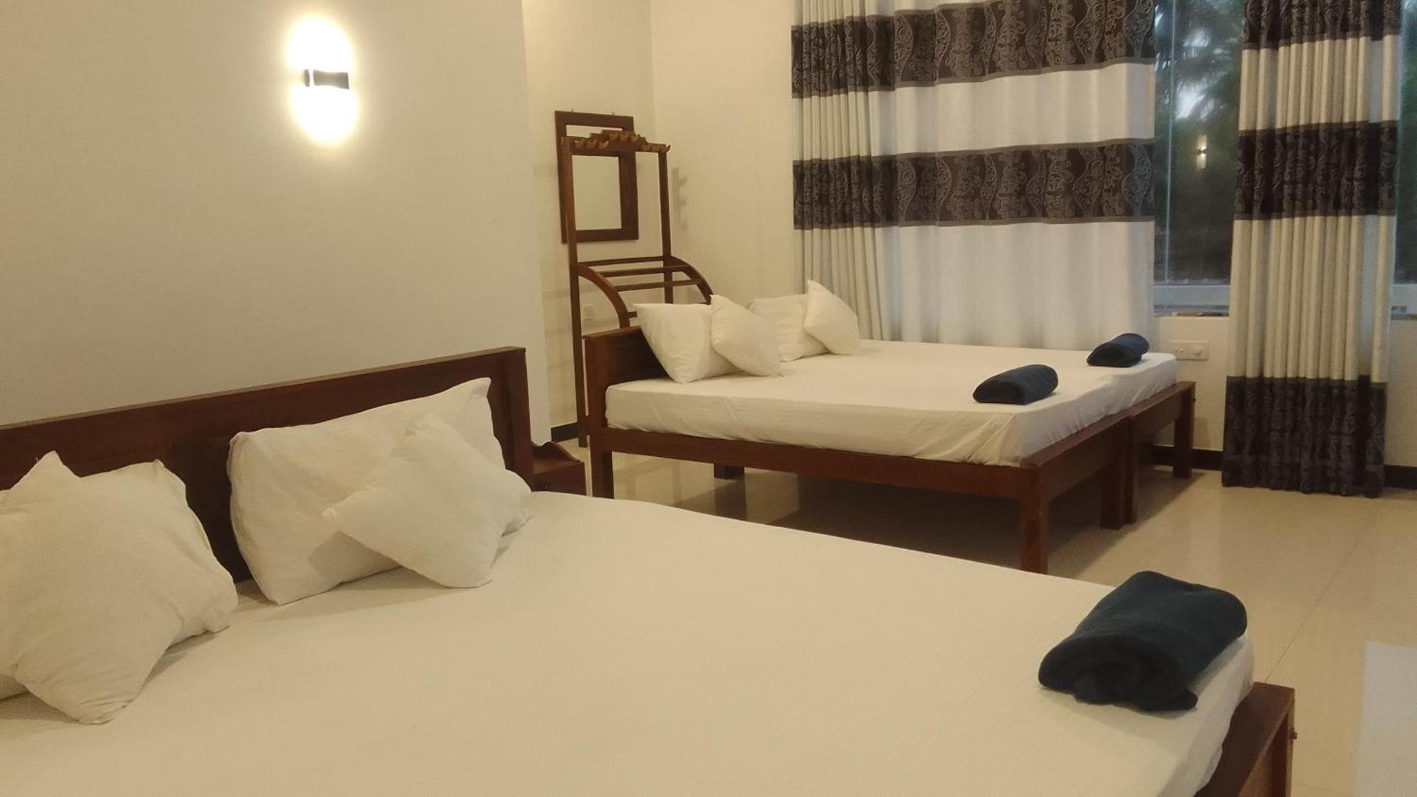 Salty Breeze Arugam Bay Hotel Exterior photo