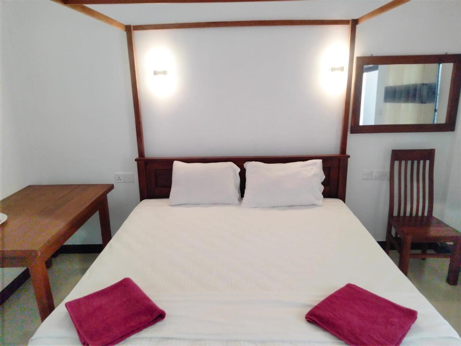 Salty Breeze Arugam Bay Hotel Exterior photo